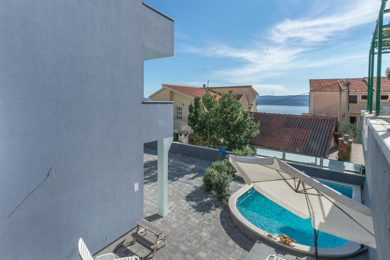 Apartments Lorenzo Lokva Rogoznica Exterior photo